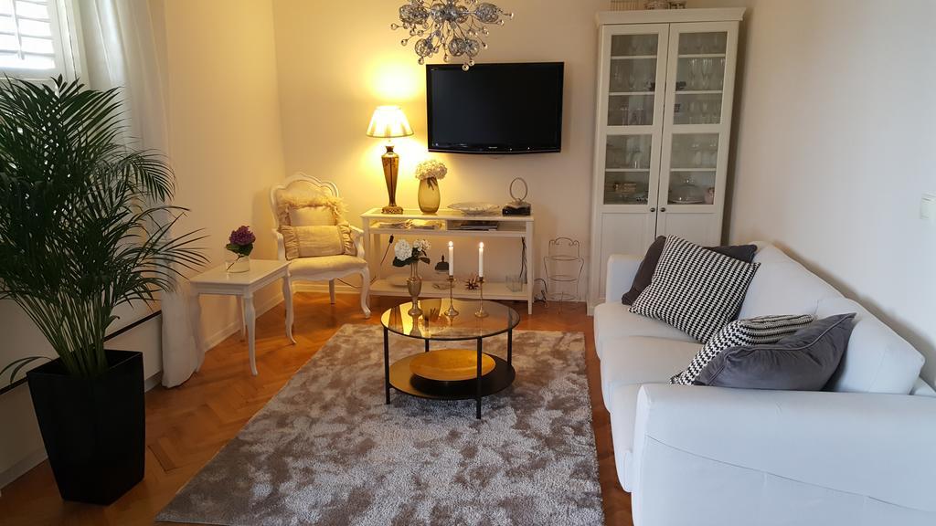 Apartments Vinko Сплит Экстерьер фото